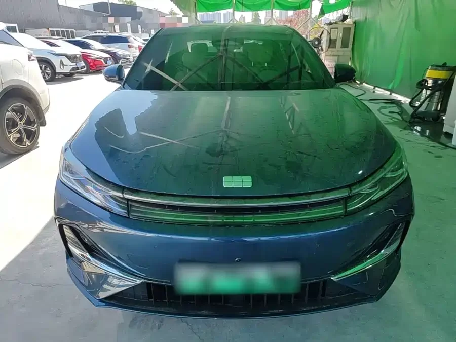 Geely Galaxy A7 EM