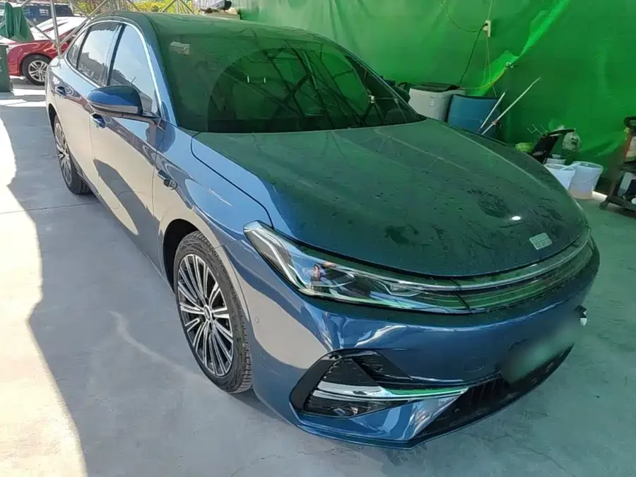 Geely Galaxy A7 EM