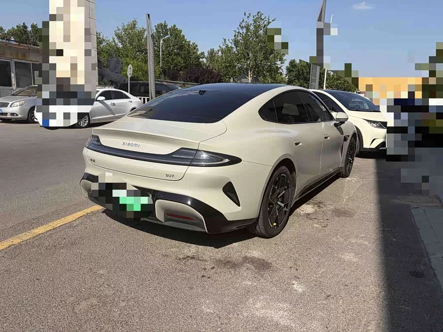 Xiaomi SU7