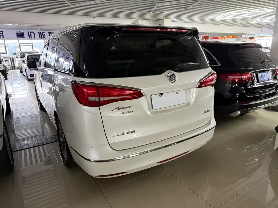 Buick GL8