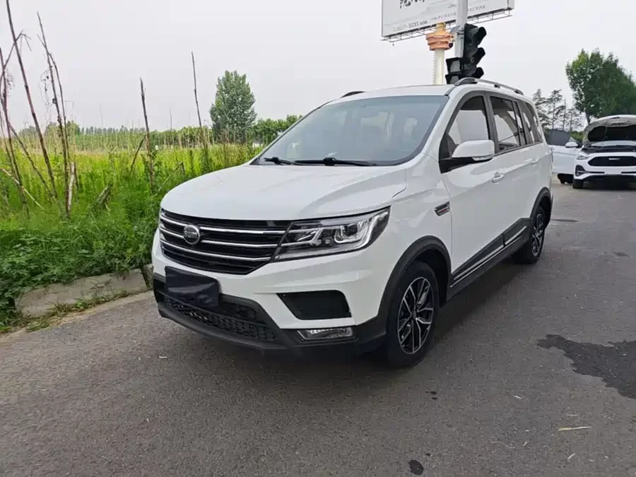 SWM vehicles SWM X3