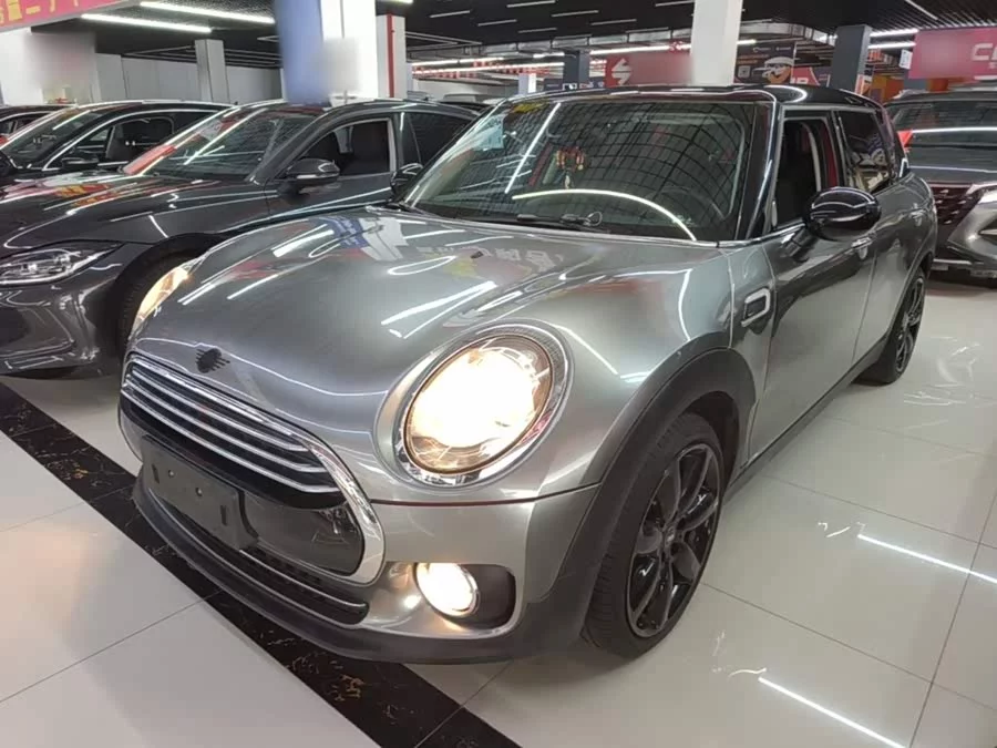 MINI CLUBMAN
