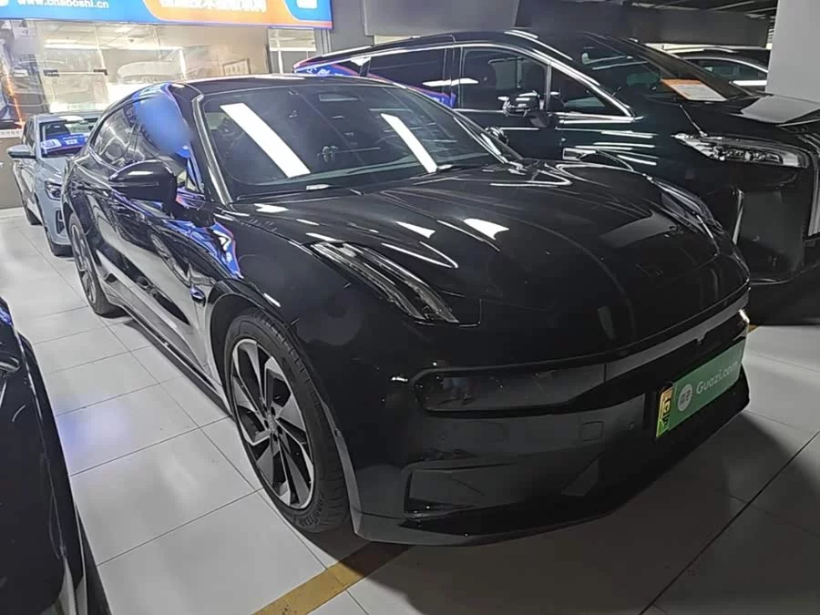 Zeekr 001
