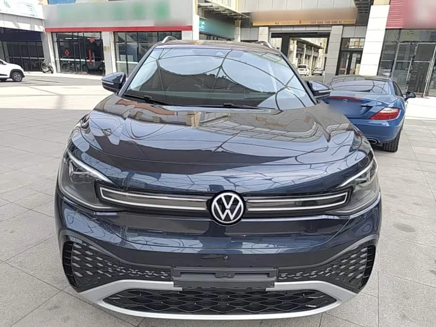 Volkswagen ID.6 CROZZ