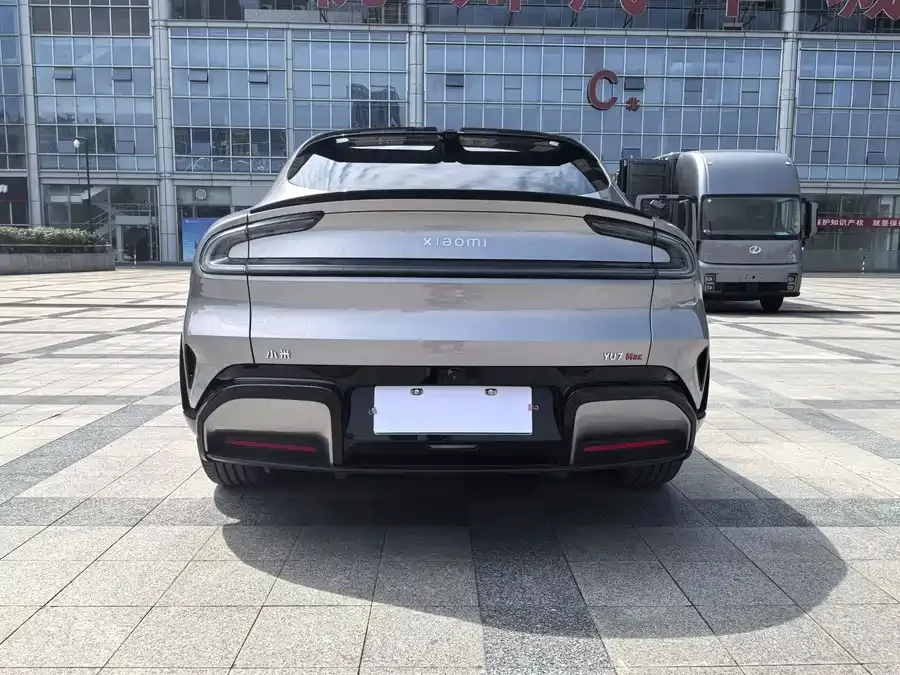 Xiaomi YU7