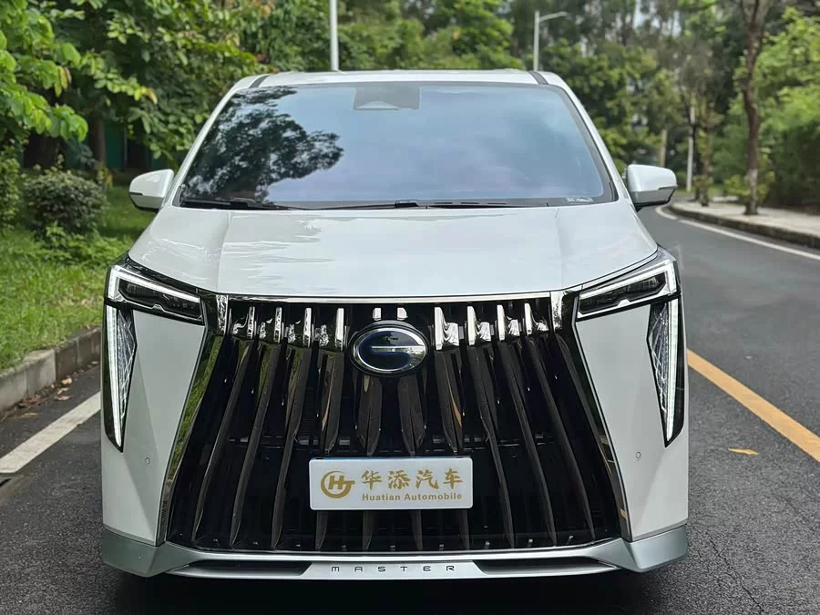 GAC Trumpchi M8