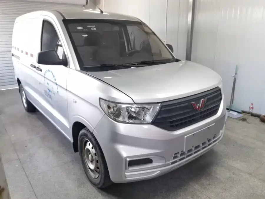 Wuling Hongguang V