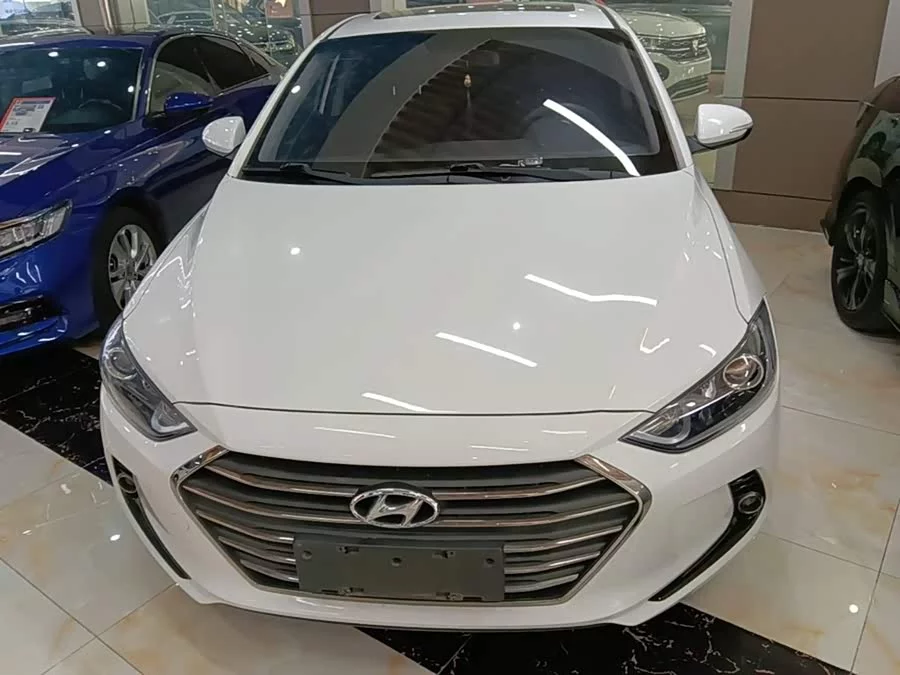 Hyundai elantra