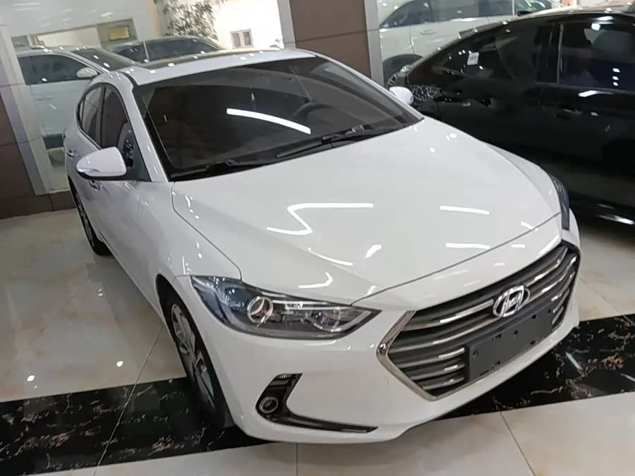 Hyundai elantra