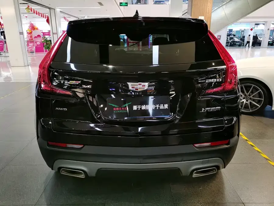 Cadillac XT4