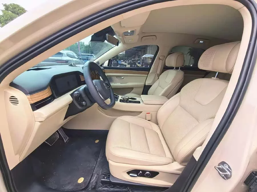 AITO Wenjie M5