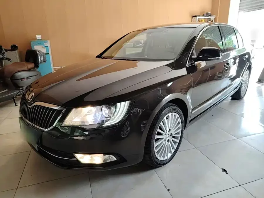 Skoda SuperB