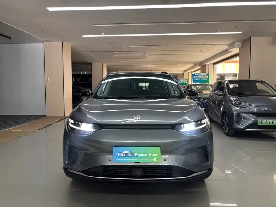 Leapmotor C11