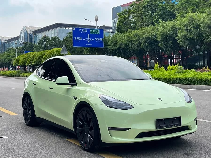 Tesla Model Y