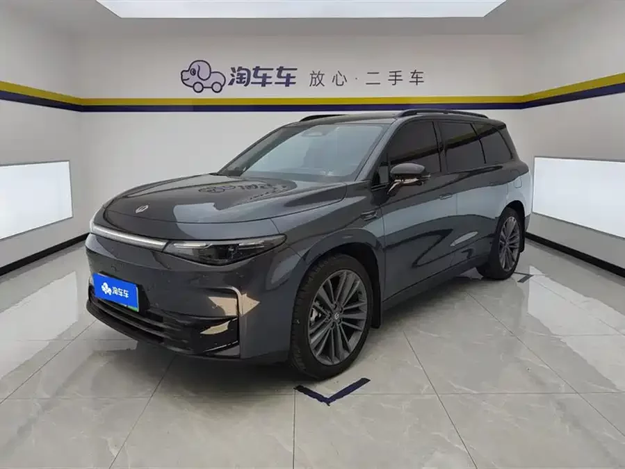 Leapmotor C16