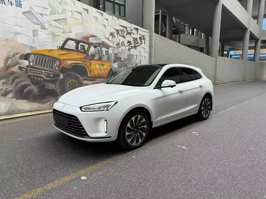 AITO Wenjie M5