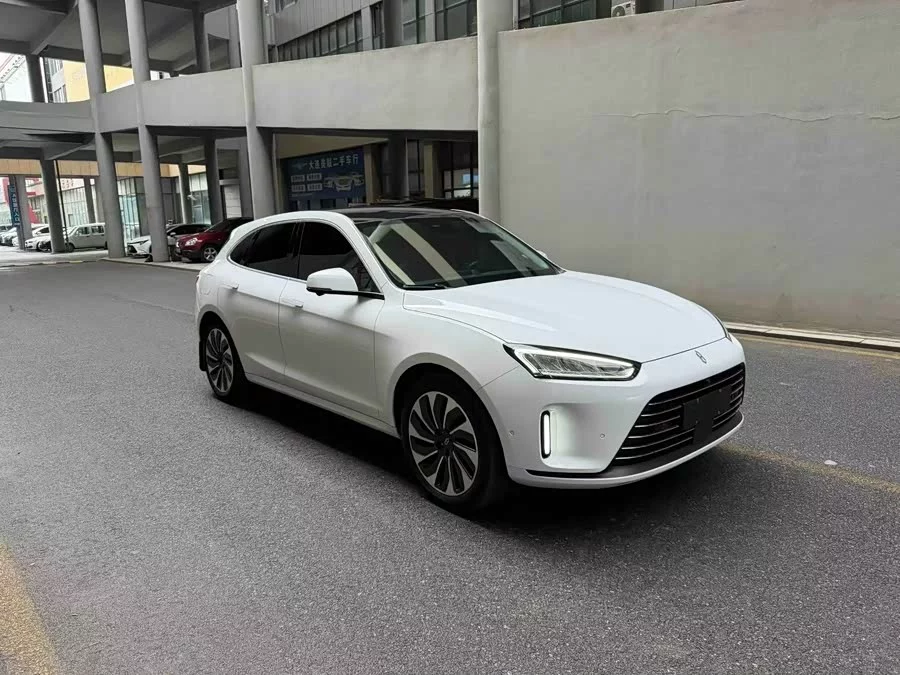 AITO Wenjie M5