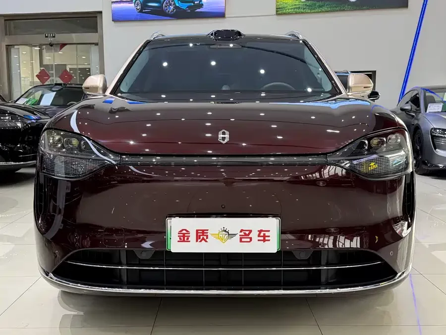 AITO Wenjie M9