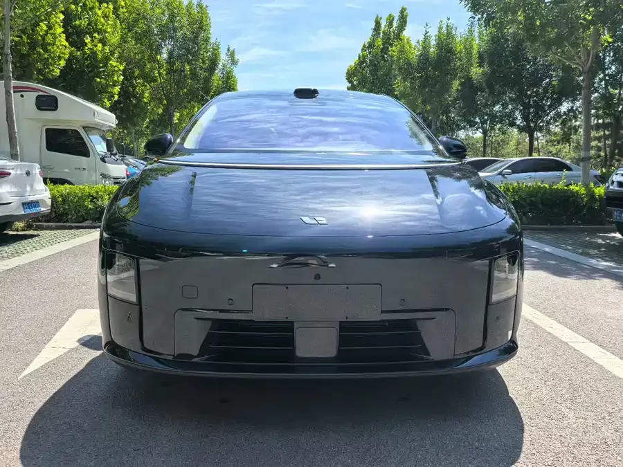 Li Ideal i8
