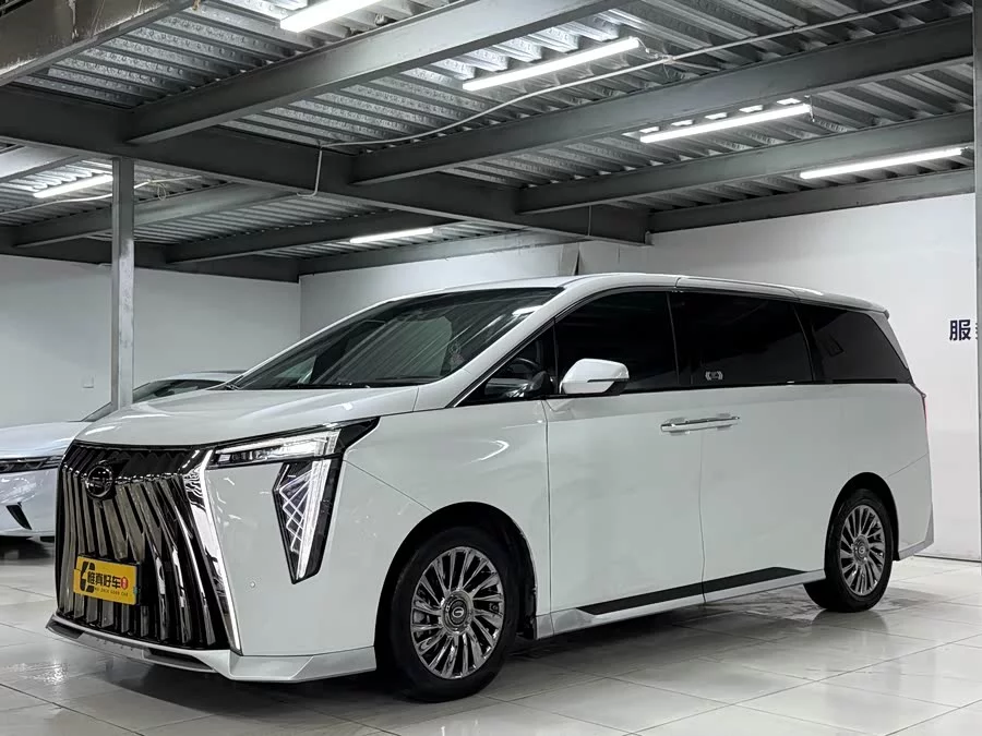 GAC Trumpchi M8