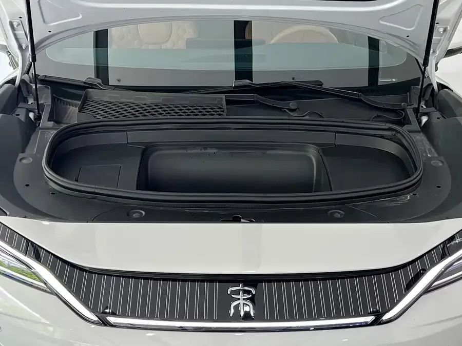 BYD Song L EV