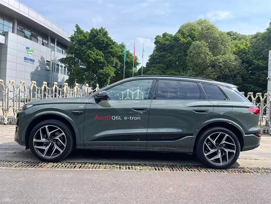 Audi Q6L e-tron