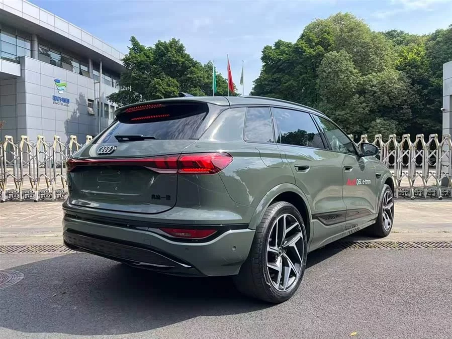 Audi Q6L e-tron