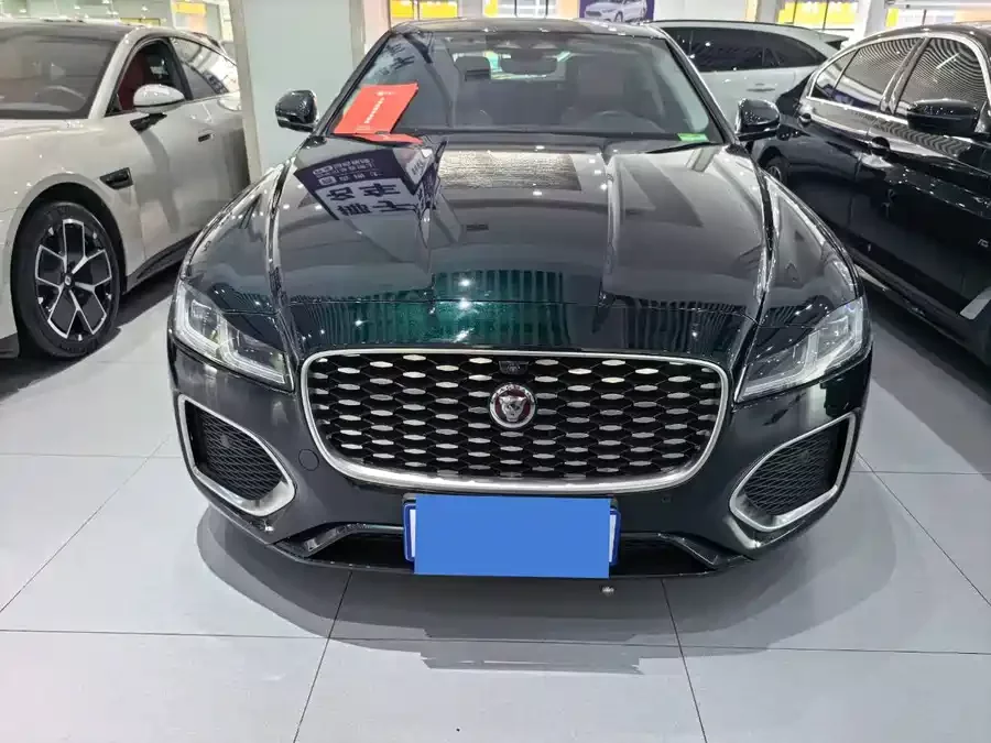 Jaguar XFL