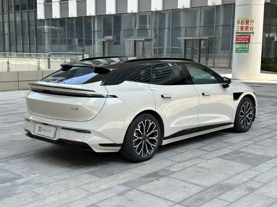 Zeekr 007GT