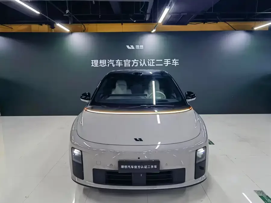 Li Auto i6