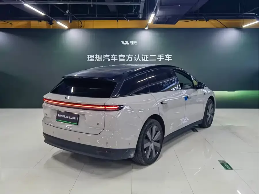 Li Auto i6