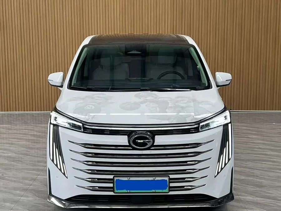 GAC Trumpchi E9