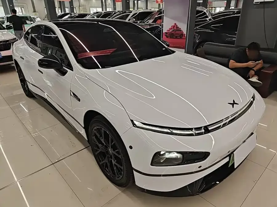 Xpeng P7