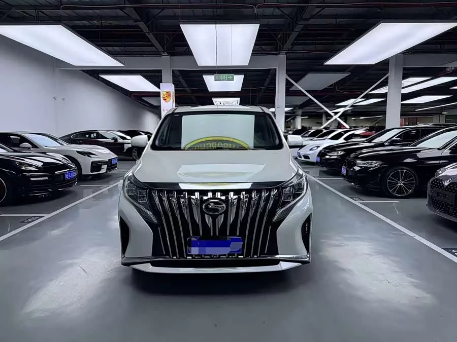 GAC Trumpchi M8
