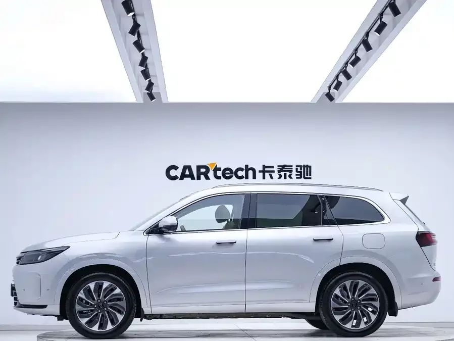 AITO Wenjie M7