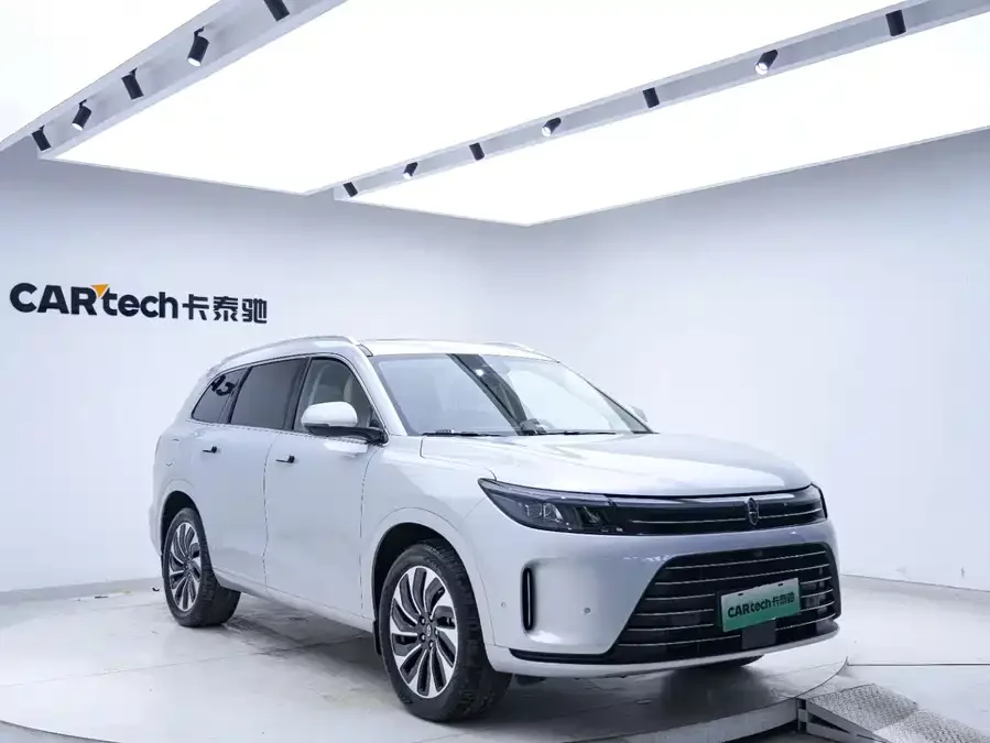 AITO Wenjie M7