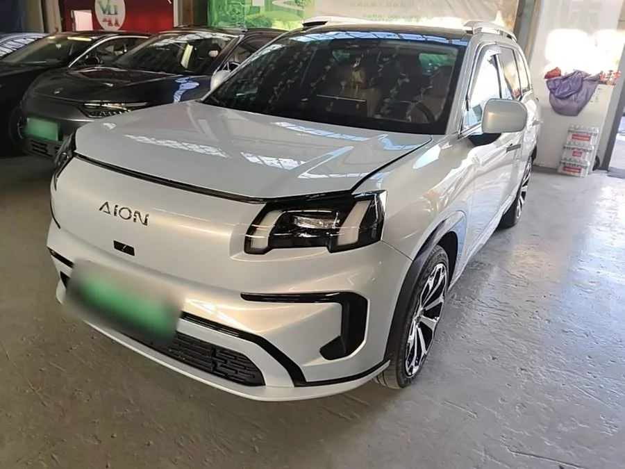 Aion V