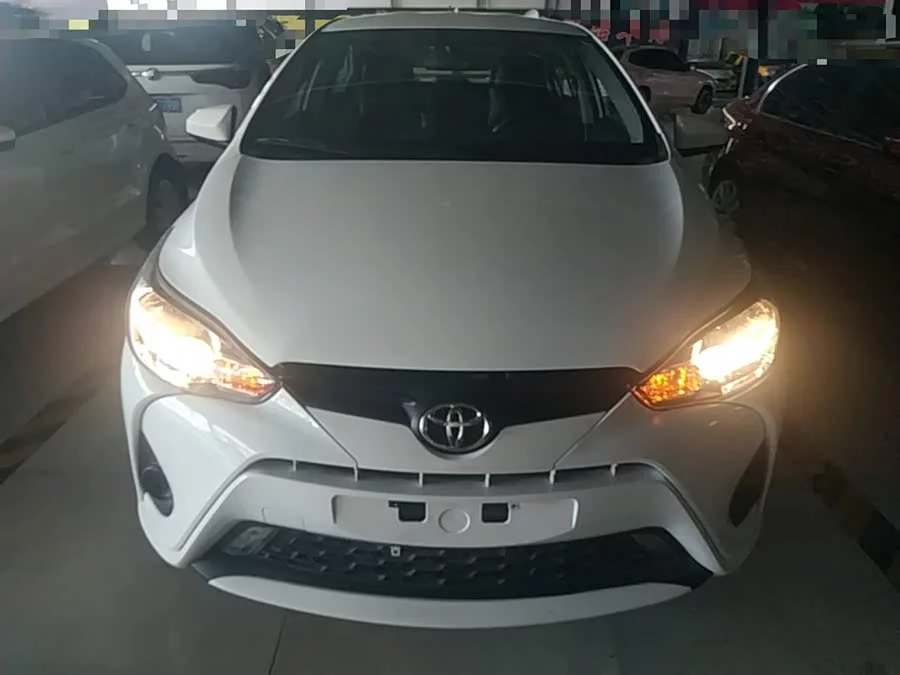 Toyota YARiS L Enjoy