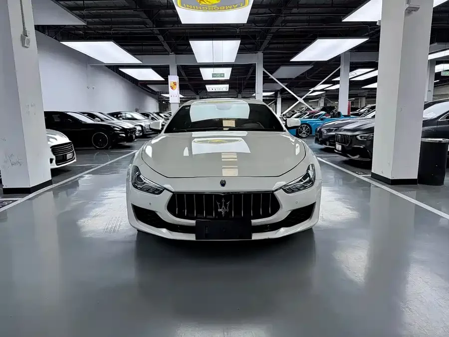 Maserati Ghibli