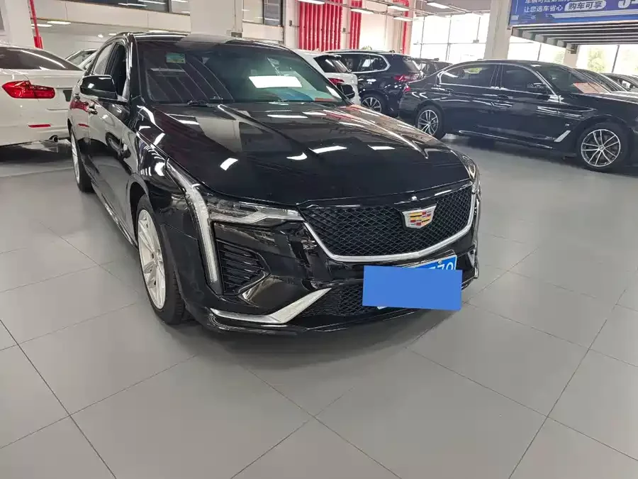 Cadillac CT4