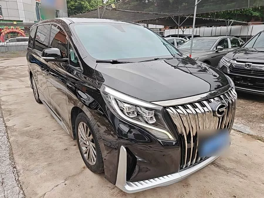 GAC Trumpchi M8