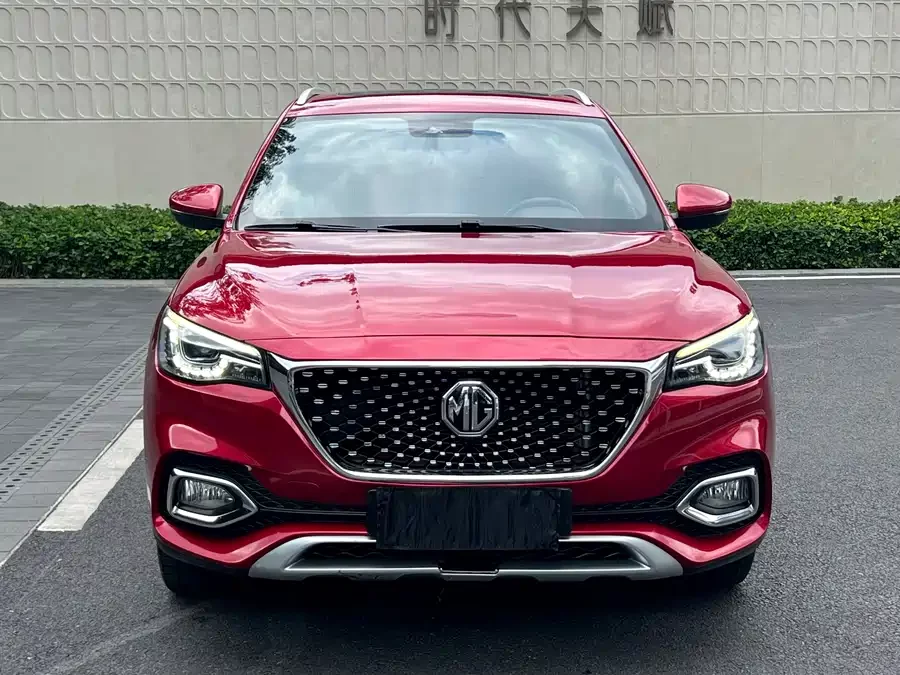 MG HS