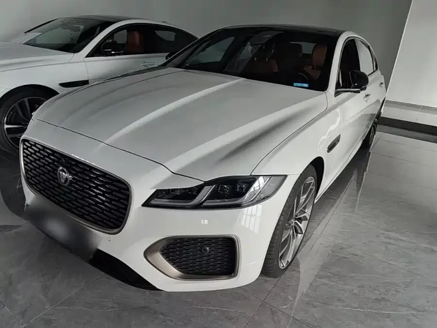 Jaguar XFL