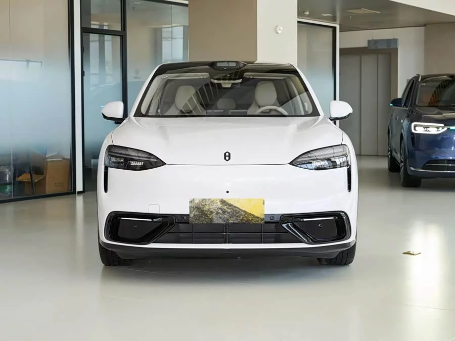 AITO Wenjie M6