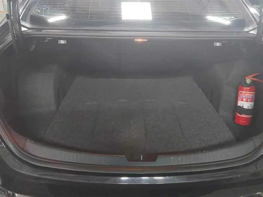 Chevrolet Malibu XL