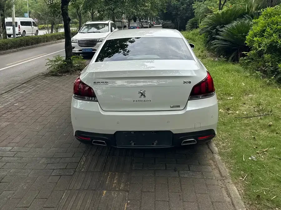 Peugeot 508