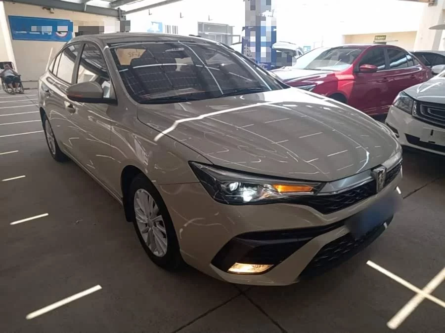 Roewe i5