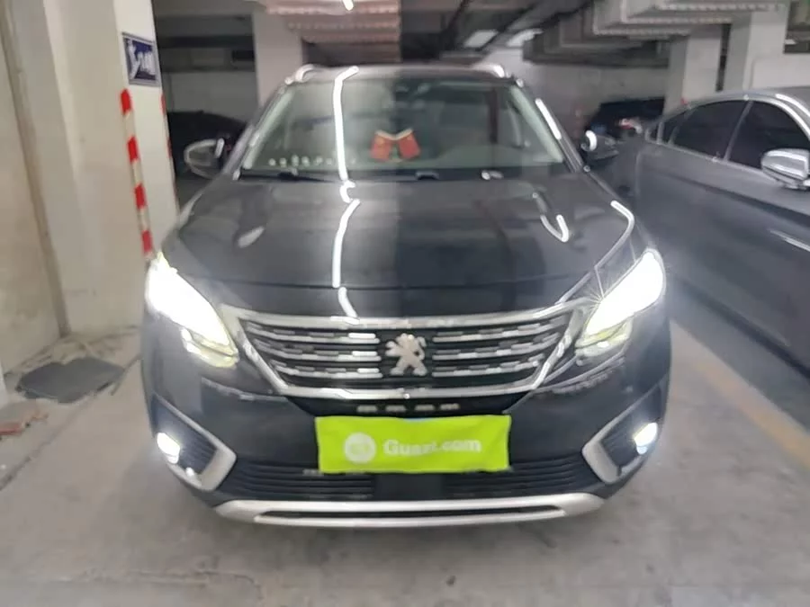Peugeot 5008