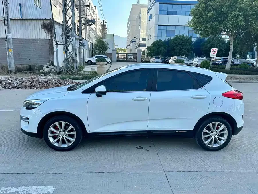 Geely Emgrand GS