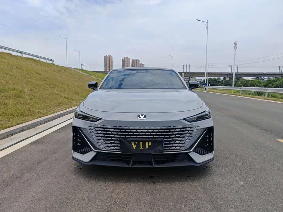 Changan UNI-V